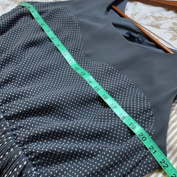 Dress - Picture 5 of 6